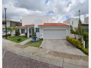 Casa en Venta en Cumbres del Lago Querétaro