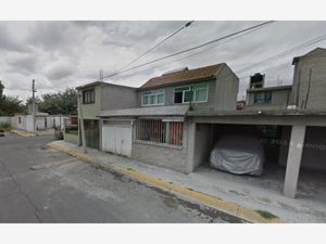 Casa en Venta en Villas Santín Toluca