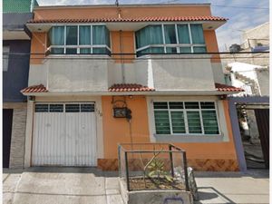 Casa en Venta en Las Aguilas Nezahualcóyotl