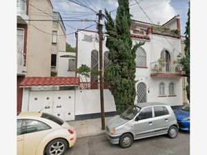 Casa en Venta en Claveria Azcapotzalco