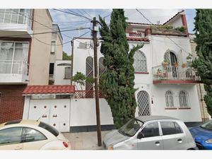 Casa en Venta en Claveria Azcapotzalco