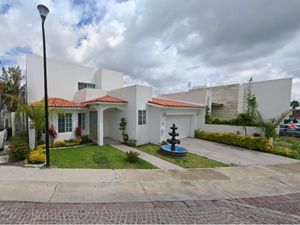 Casa en Venta en Cumbres del Lago Querétaro