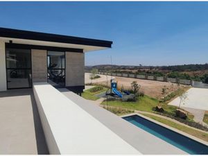 Terreno en Venta en Valle Imperial Zapopan