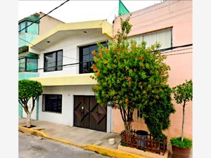 Casa en Venta en Escuadron 201 Iztapalapa