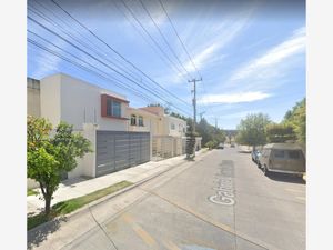 Casa en Venta en Jardines Vallarta Zapopan