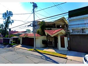 Casa en Venta en Lomas de Tecamachalco Naucalpan de Juárez