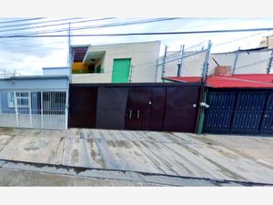 Casa en Venta en Jardines de La Cruz 1a. Sección Guadalajara