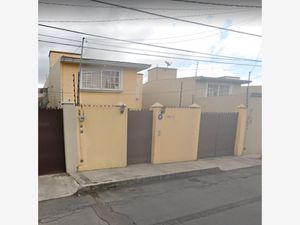 Casa en Venta en San Jeronimo Chicahualco Metepec