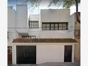 Casa en Venta en Heroes de Churubusco Iztapalapa