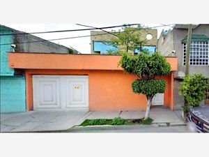 Casa en Venta en Jardines del Tepeyac Ecatepec de Morelos