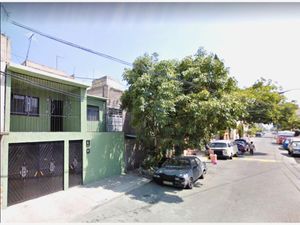 Casa en Venta en Metropolitana Tercera Sección Nezahualcóyotl