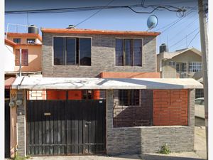 Casa en Venta en Jardines de la Hacienda Sur Cuautitlán Izcalli