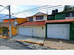 Casa en Venta en Parque Residencial Coacalco 1a Sección Coacalco de Berriozábal