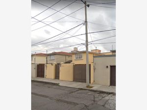 Casa en Venta en San Jeronimo Chicahualco Metepec