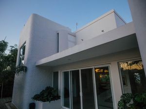 Se renta  casa “La Bomba” en Puerto Escondido