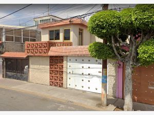 Casa en Venta en Bosques de Aragon Nezahualcóyotl