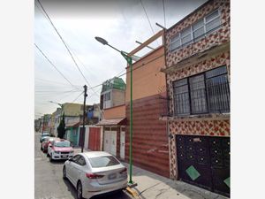 Casa en Venta en Fernando Casas Aleman Gustavo A. Madero