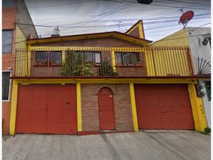 Casa en Venta en Pedregal de Santo Domingo Coyoacán