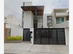 Casa en Venta en Colinas del Cimatario Querétaro