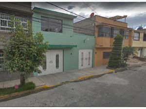 Casa en Venta en Metropolitana Tercera Sección Nezahualcóyotl