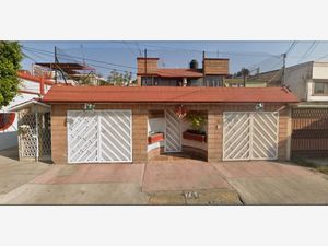 Casa en Venta en Bosques de Aragon Nezahualcóyotl