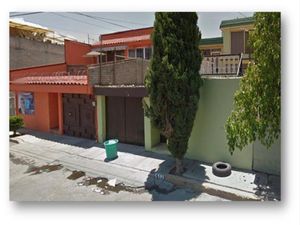 Casa en Venta en Villa de las Flores 1a Sección (Unidad Coacalco) Coacalco de Berriozábal