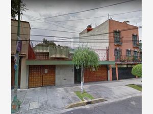 Casa en Venta en Del Carmen Coyoacán