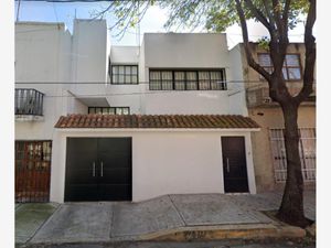 Casa en Venta en Heroes de Churubusco Iztapalapa