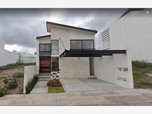 Casa en Venta en Cumbres del Lago Querétaro