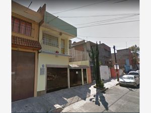 Casa en Venta en Pedregal de Santo Domingo Coyoacán