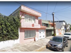 Casa en Venta en Constitucion de 1917 Iztapalapa