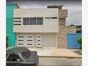 Casa en Venta en La Perla Nezahualcóyotl