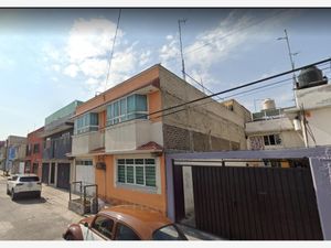 Casa en Venta en Las Aguilas Nezahualcóyotl