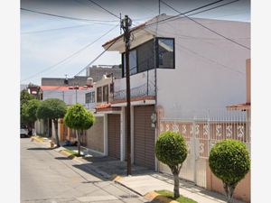 Casa en Venta en Jardines de Santa Monica Tlalnepantla de Baz