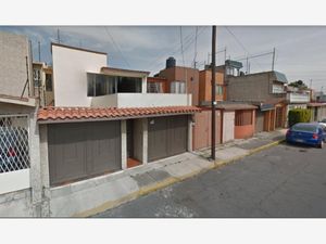 Casa en Venta en Izcalli Cuauhtémoc III Metepec