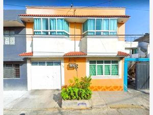 Casa en Venta en Las Aguilas Nezahualcóyotl