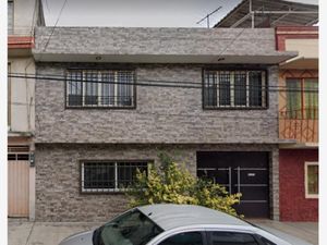 Casa en Venta en Metropolitana Tercera Sección Nezahualcóyotl