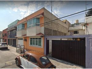 Casa en Venta en Las Aguilas Nezahualcóyotl