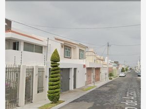 Casa en Venta en Colinas del Cimatario Querétaro