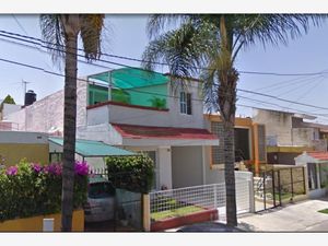 Casa en Venta en Independencia Guadalajara