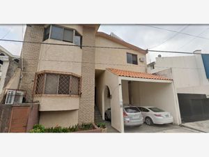 Casa en Venta en Las Torres Monterrey