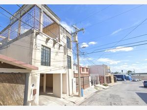 Casa en Venta en Las Fuentes Colonial Reynosa