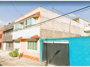 Casa en Venta en Las Aguilas Nezahualcóyotl