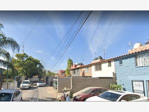 Casa en Venta en Misión Del Bosque Zapopan