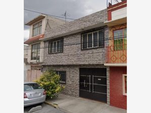 Casa en Venta en Metropolitana Tercera Sección Nezahualcóyotl