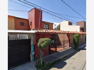 Casa en Venta en Dr. Jorge Jiménez Cantú Metepec