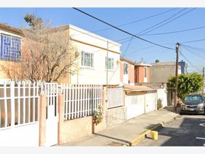 Casa en Venta en Valle de Aragon Nezahualcóyotl