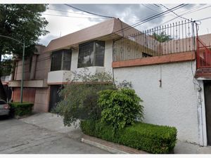 Casa en Venta en Jardines de San Mateo Naucalpan de Juárez