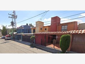 Casa en Venta en Dr. Jorge Jiménez Cantú Metepec