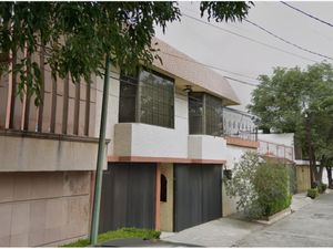 Casa en Venta en Jardines de San Mateo Naucalpan de Juárez